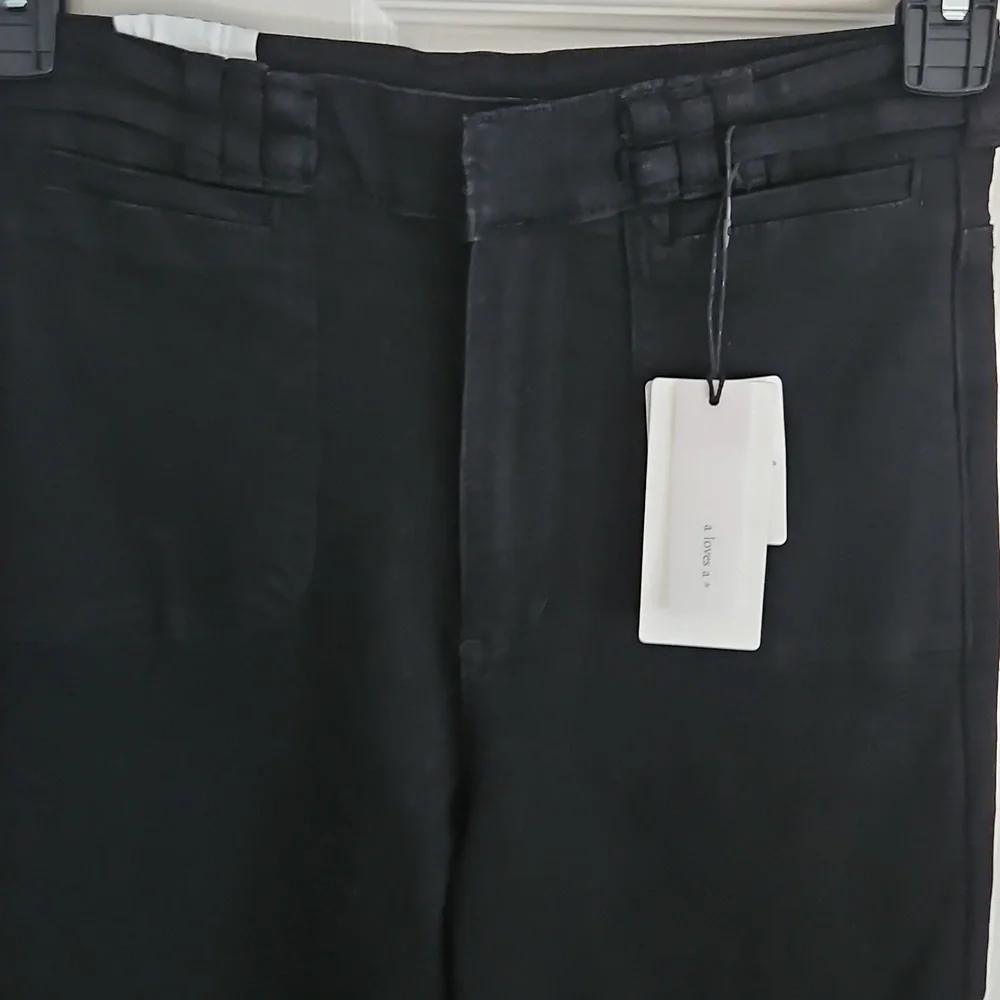 A Loves A High Rise Wide Leg Denim: Black: Size- 26 - Picture 4 of 13